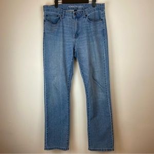 Kenneth Cole Light Wash Straight Leg Men’s Jeans Size 32/32
